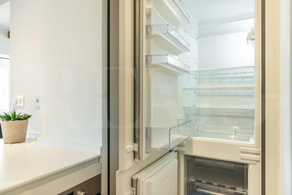 Modern Apartment Next To The Cervantes Theatre By Rems Málaga Esterno foto