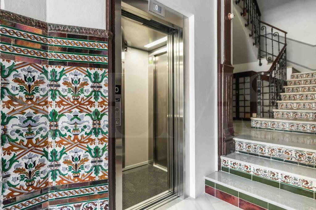 Modern Apartment Next To The Cervantes Theatre By Rems Málaga Esterno foto